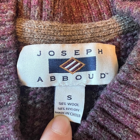 Joseph Abboud men’s cable knit pull over wool blend purple sweater. Size small. - Picture 2 of 8